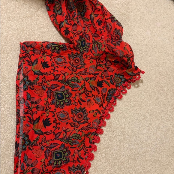 FARM Rio Red Patterned One-Shoulder Crop Top - Picture 5 of 7